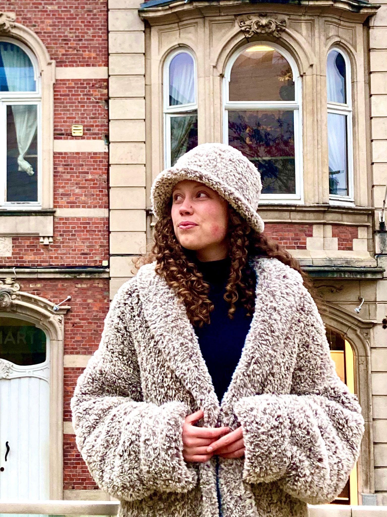 crochet faux fur bucket hat 