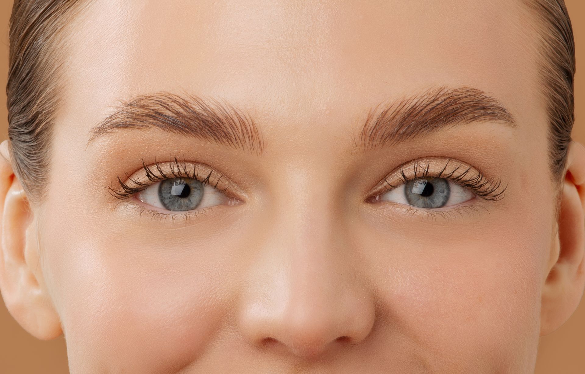 a closeup shot of a woman's eyes