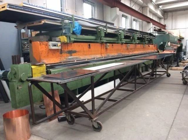 lavorazione lamiere metalliche