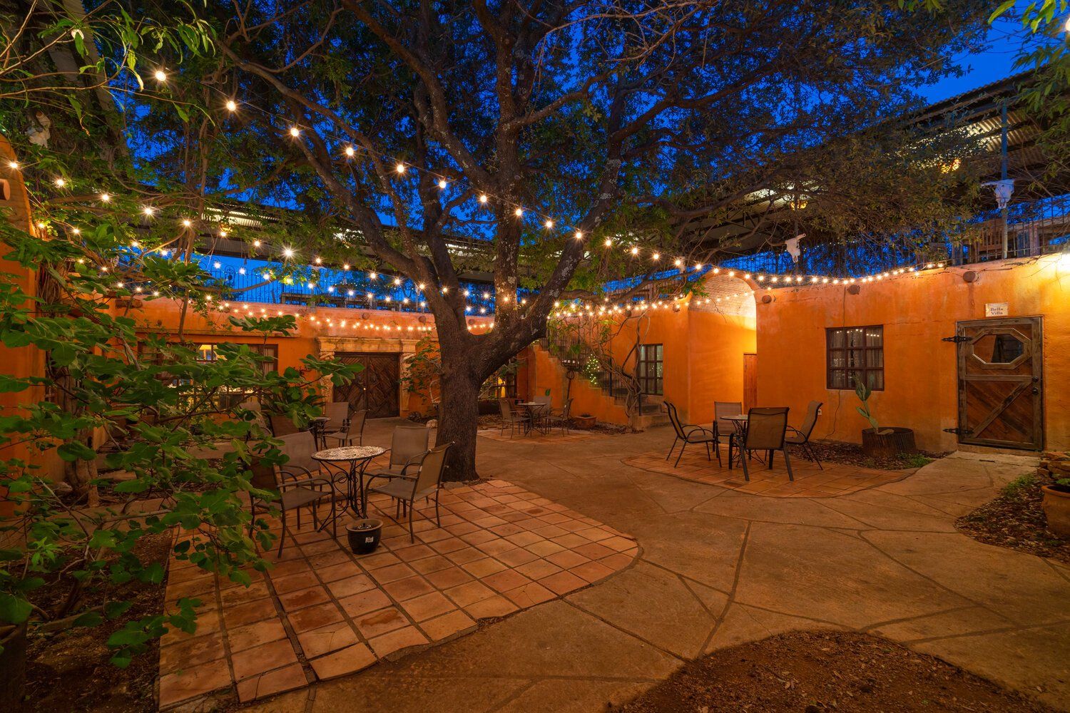 Wedding Courtyard Fredericksburg, TX Trois Estate
