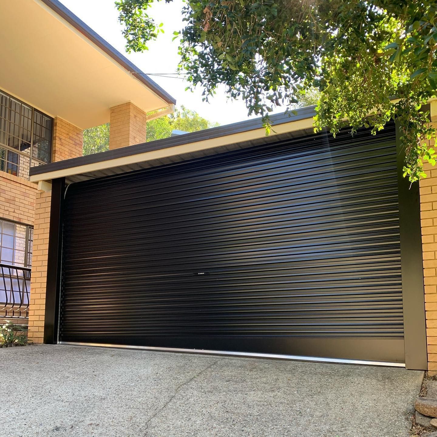 roller garage doors gold coast