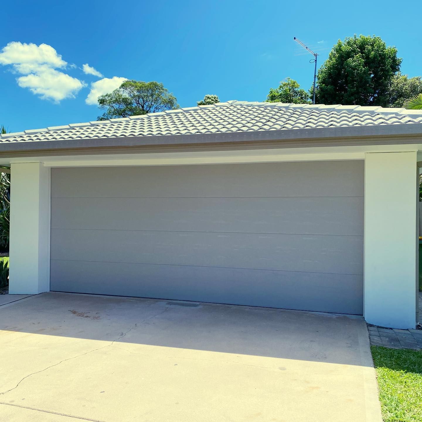 garage doors gold coast