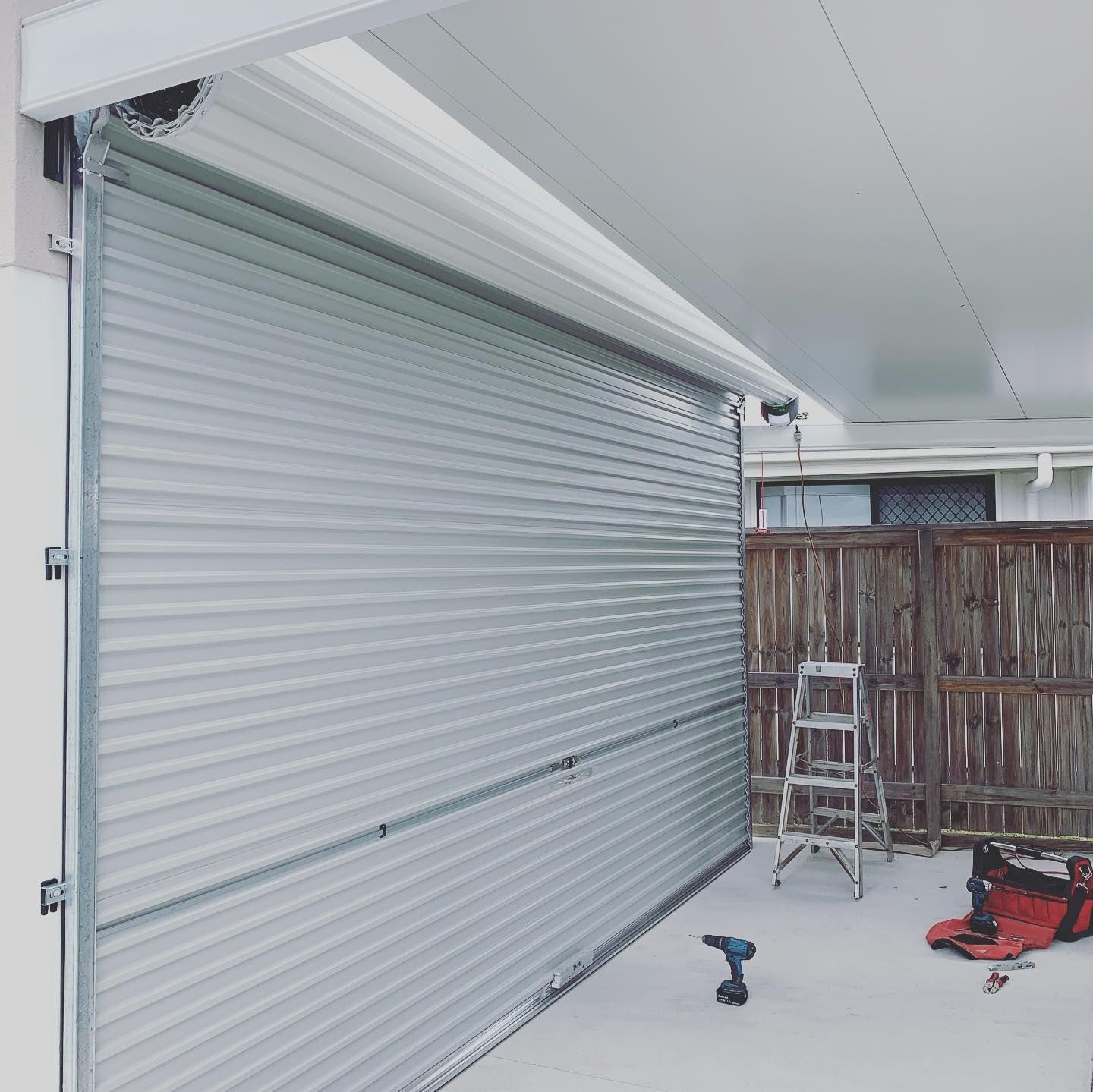 roller garage doors repair gold coast