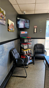 Shop Seating Area | Prince’s Tire and Auto Repair