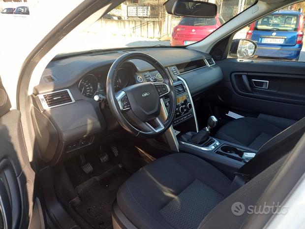 Land Rover Discovery bianco in vendita a Palermo