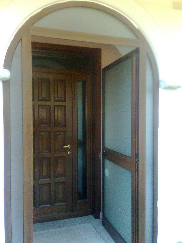 portoncini in legno alluminio