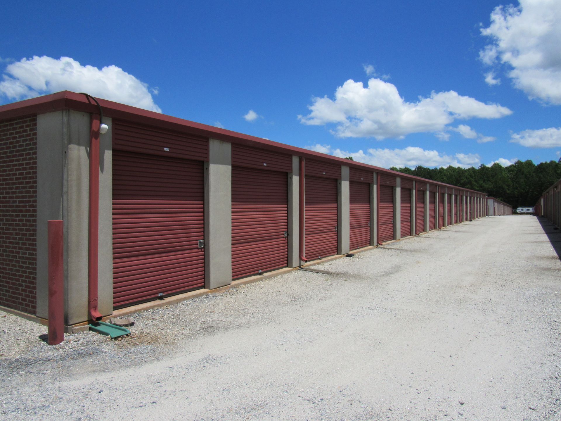 Greison Storage Mart in Sharpsburg, GA, offers secure and organized storage units in a well-maintained self-storage facility