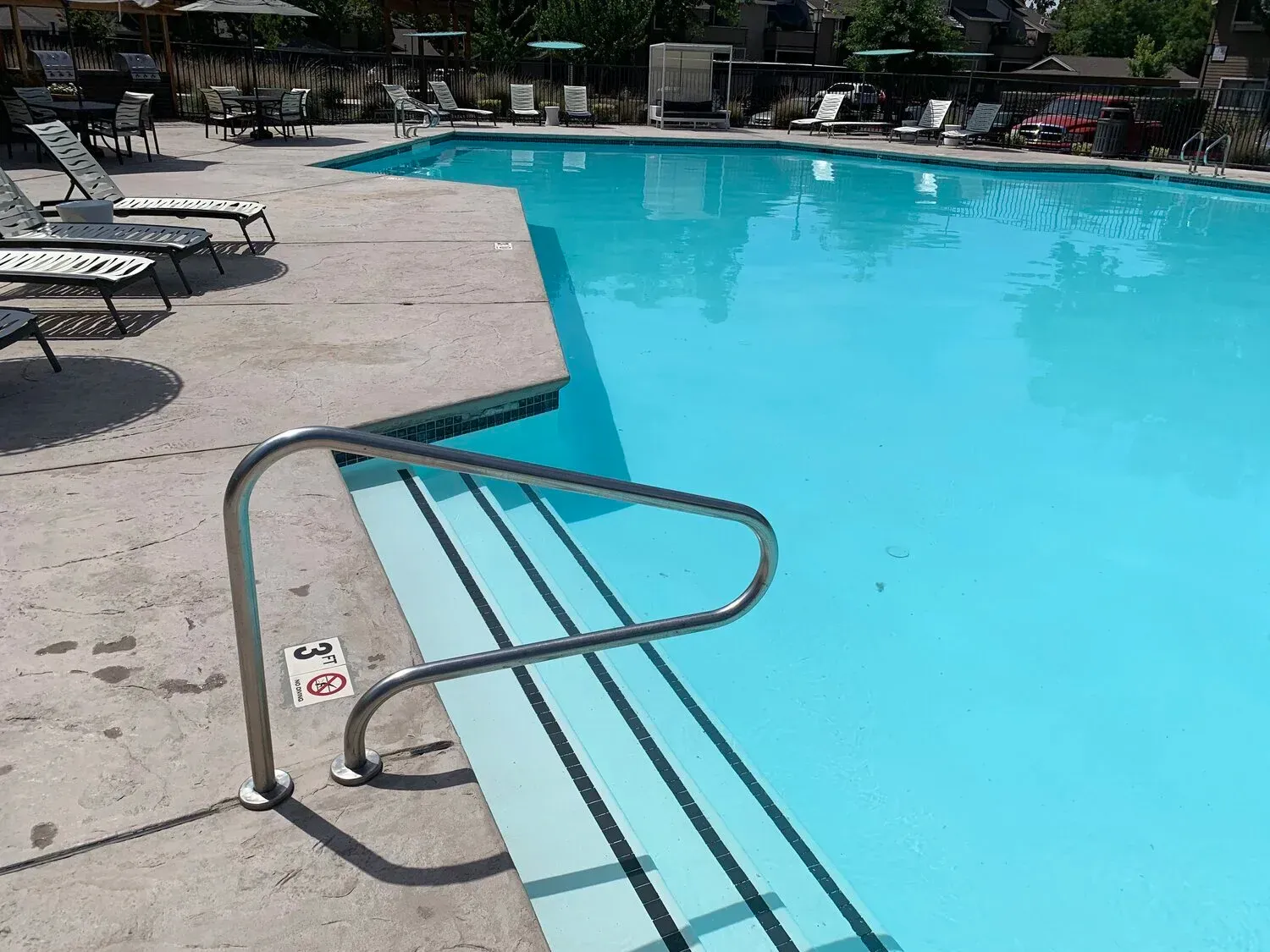 Advanced-Glass Fiberglass Coating in White color