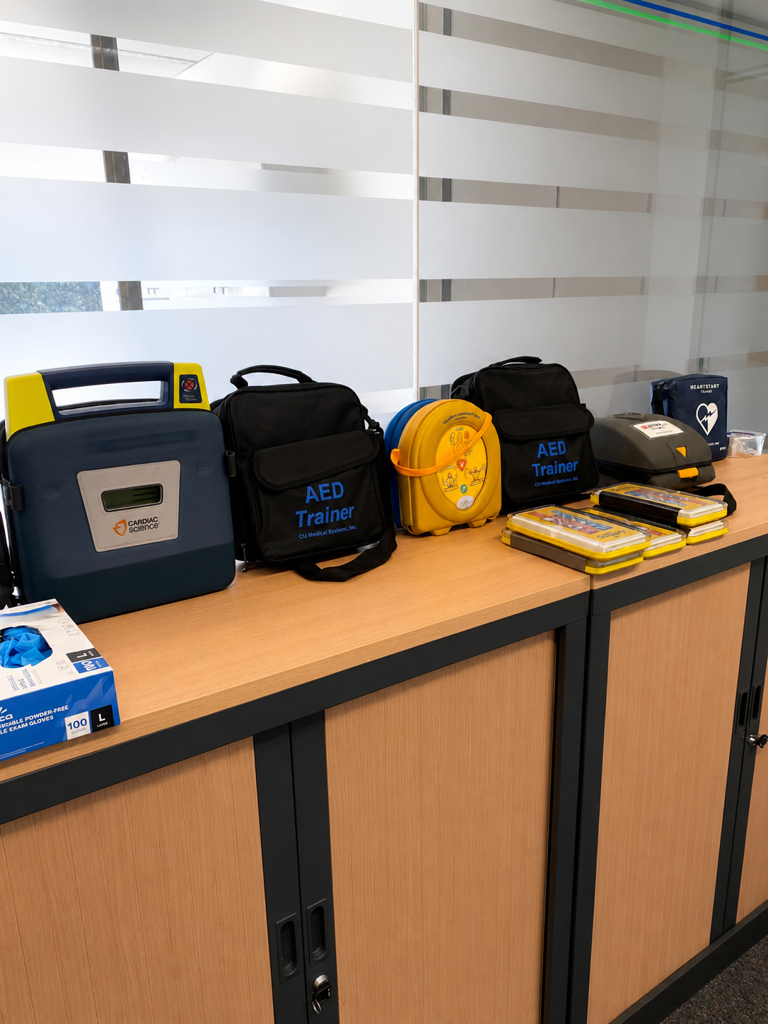 Selection of defibrillator training devices
