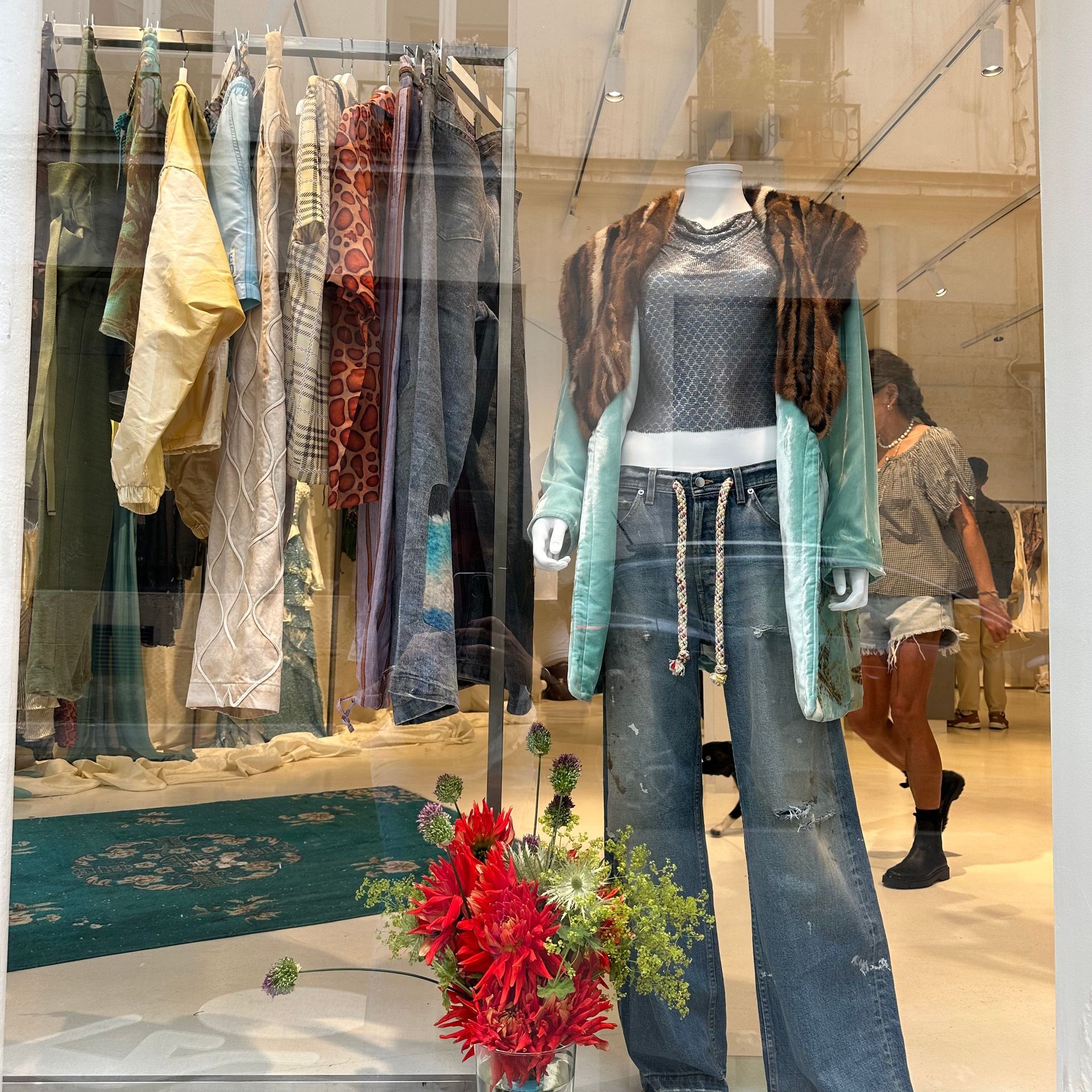 Botanical and floral services, based in Miami & West Palm Beach, FL.