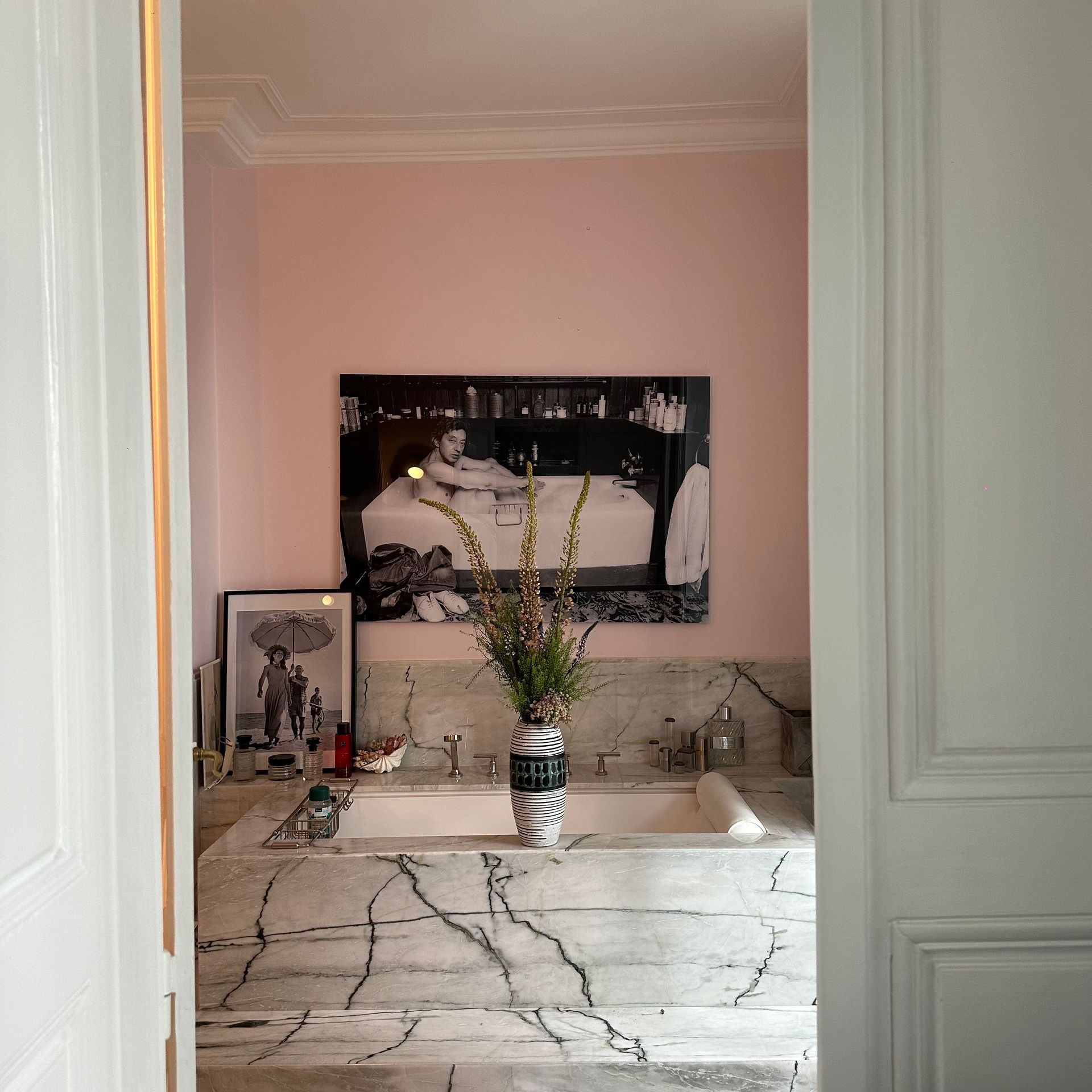 Botanical and floral services, based in Miami & West Palm Beach, FL.