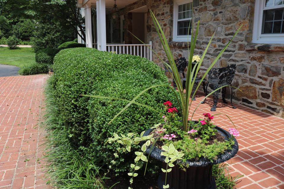 Patio Landscape — Hagerstown, MD — Potomac Grounds Care