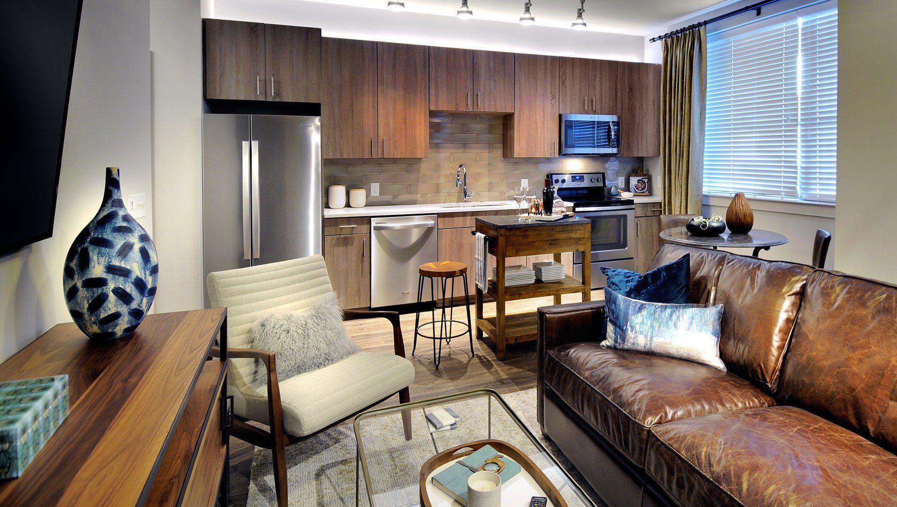 North and Line Open Kitchen