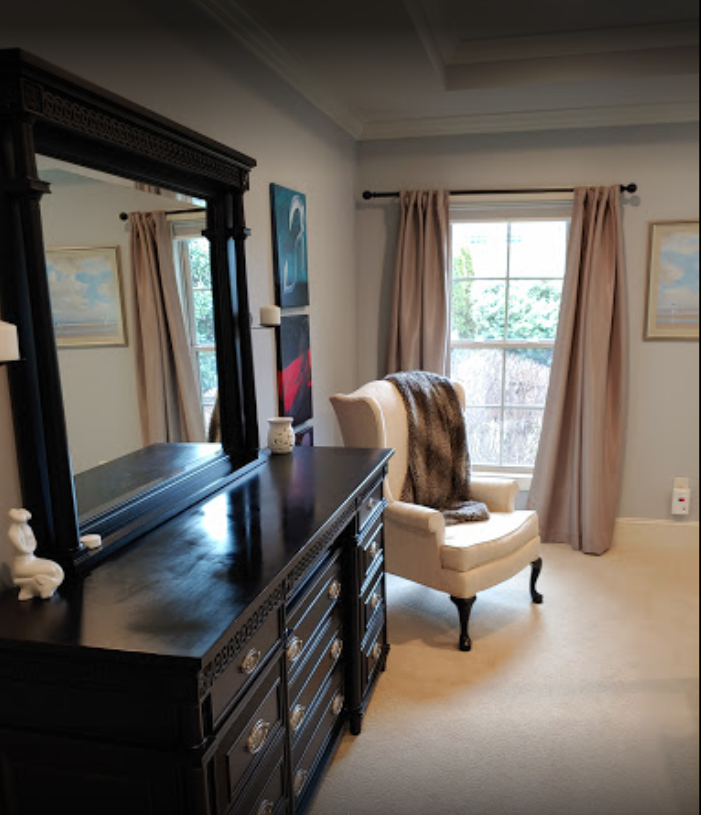 Chair And Mirror — Winston Salem, NC — Brumfield Cleaning Company