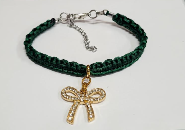 Green Macrame Bracelet/Anklet featuring a Gold Bow, fits from 6.5 to 10 inches, durable 316 stainless steel accents.