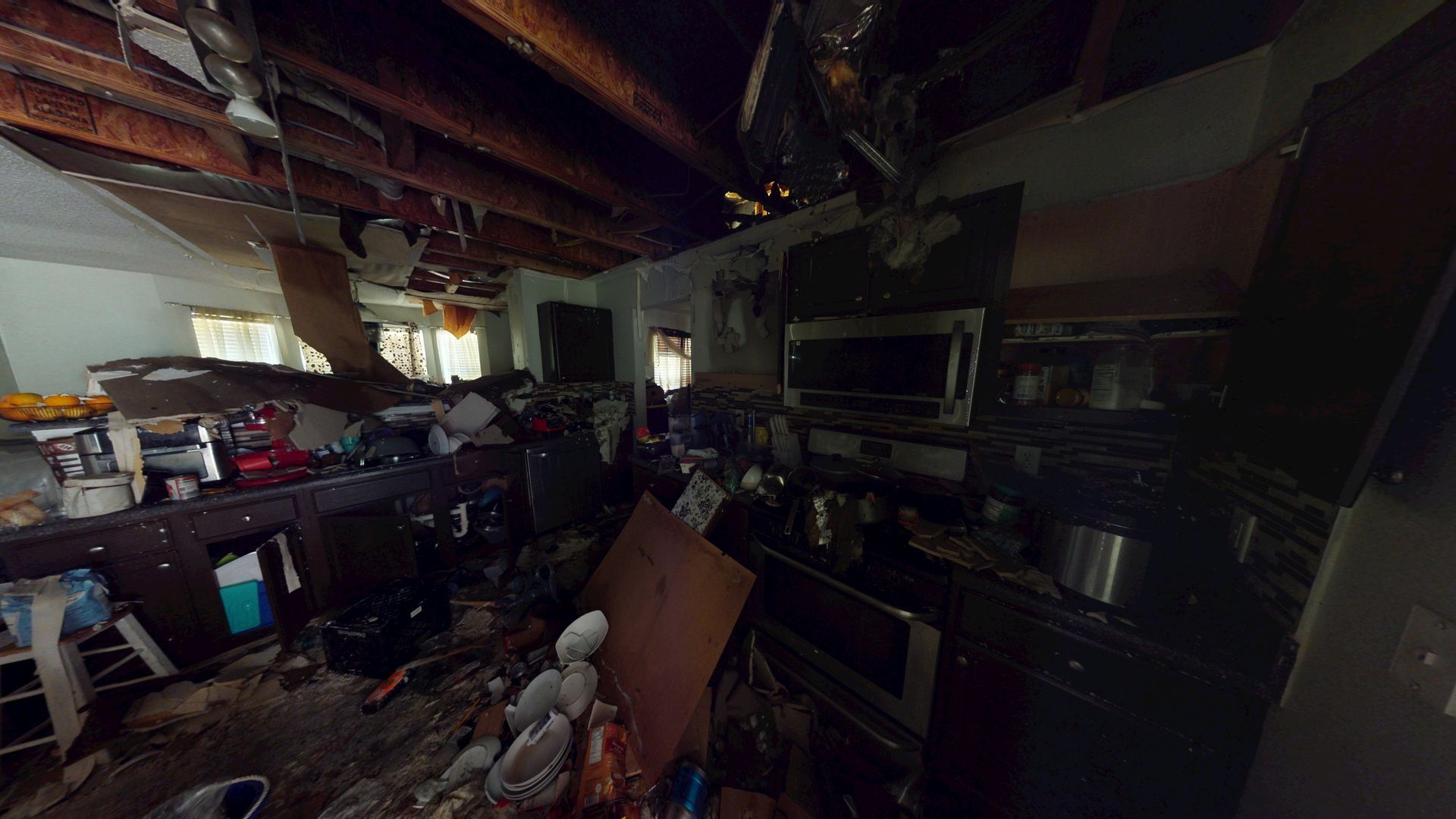 Kitchen before fire restoration