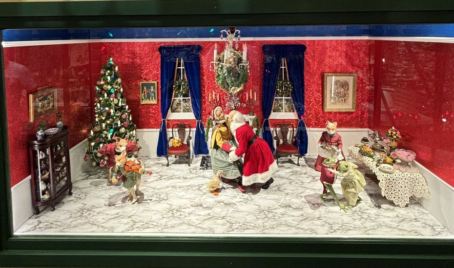 The National Christmas Center - Dolph Gotelli Displays The National Christmas Center - Dolph Gotelli Displays