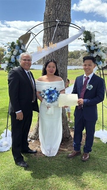 couple getting married