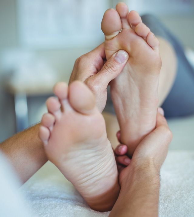 Formigamento nos pés: o que pode causar e como resolver o problema