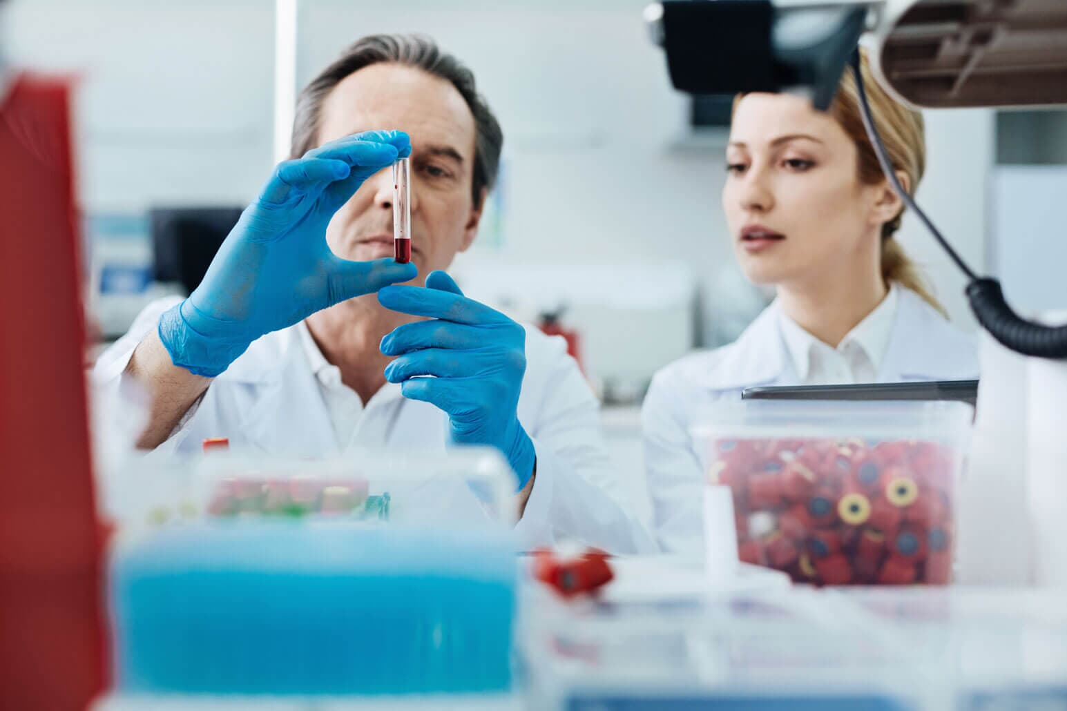 LABORATORIO DE ANÁLISIS CLÍNICOS HEMATOLÓGICOS Y ANATOMOPATOLÓGICOS RIBA