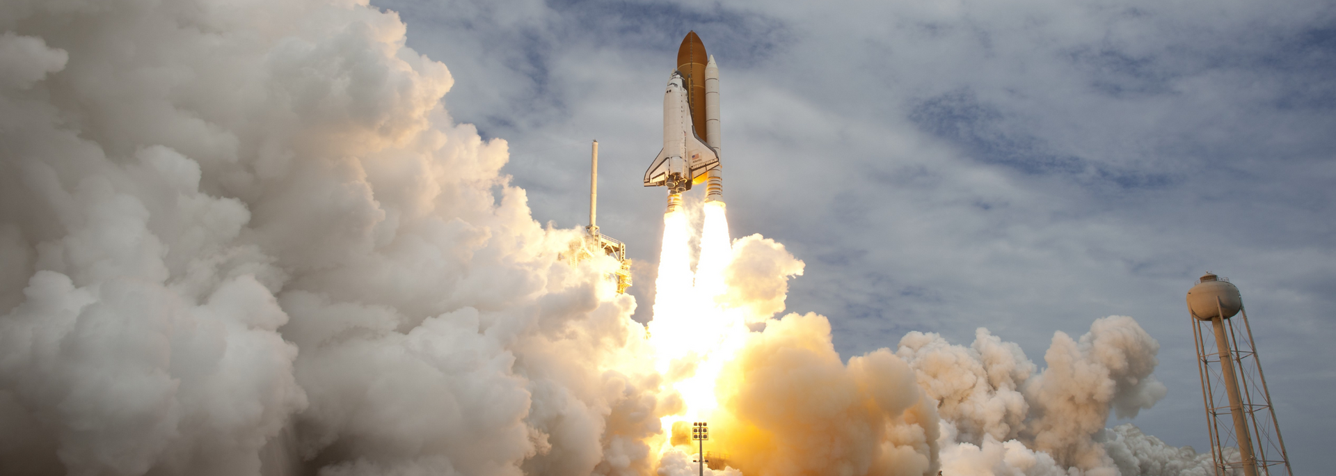 Picture of a rocket blasting off. Picture of a rocket blasting off.