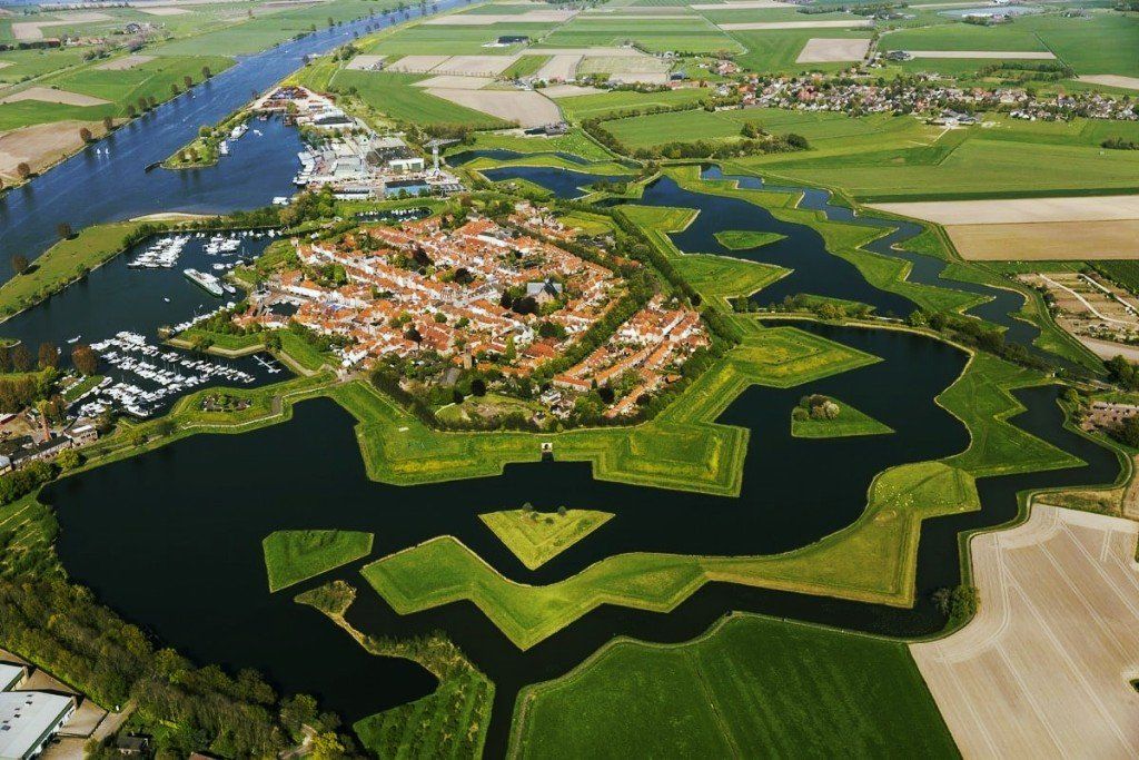 Vogelvluchtperspectief van het dorp Heusden