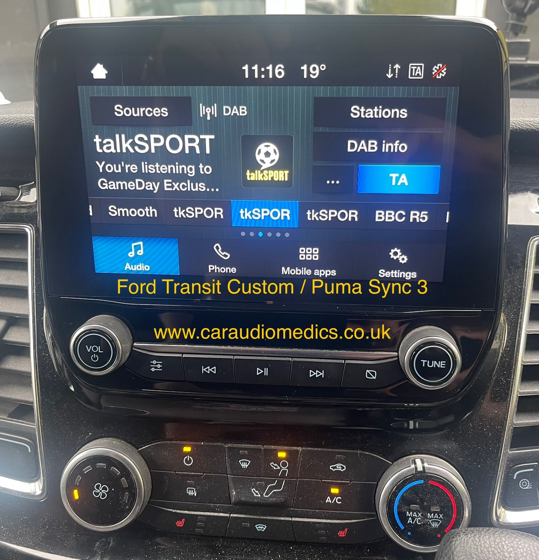 Repair Ford Transit Custom Fiesta Puma Sync 3 www.caraudiomedics.co.uk
Repair faulty touchscreen display www.caraudiomedics.co.uk
K1BT-18B955-FD
18B955 GJCMC