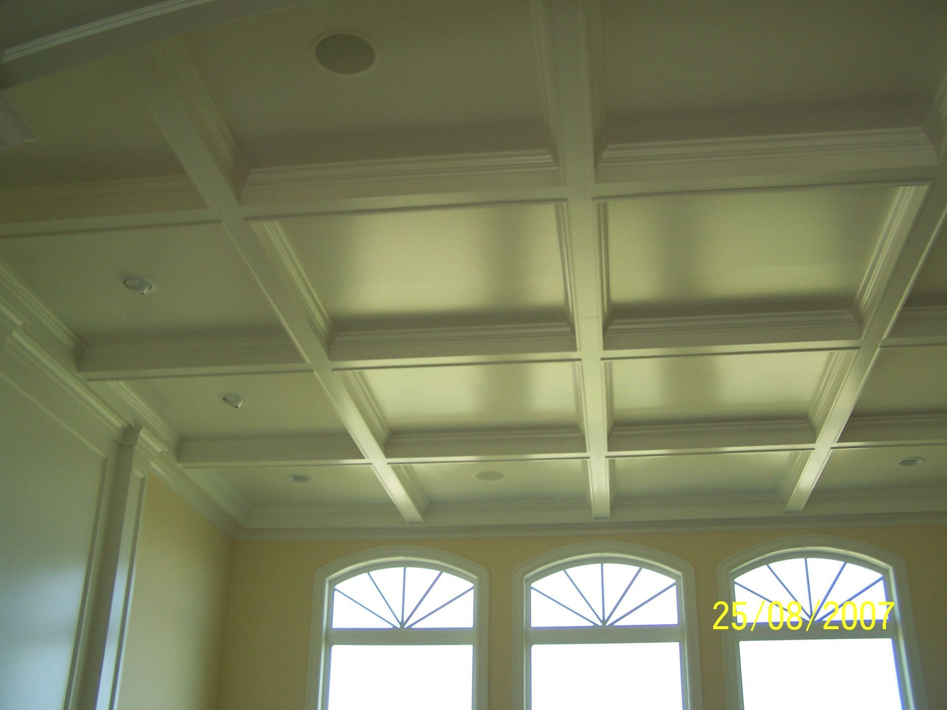 A picture of a coffered ceiling was taken in 2007