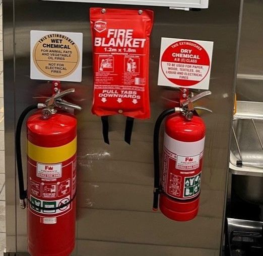 Fire Extinguisher And Fire Blanket - Dandenong, VIC - Firewatch
