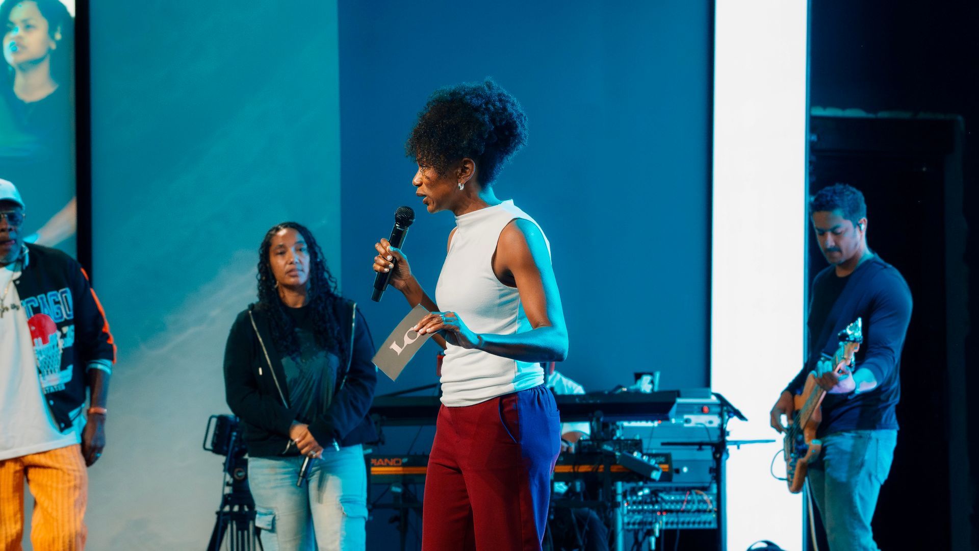 Sarag-Gayle Speaking