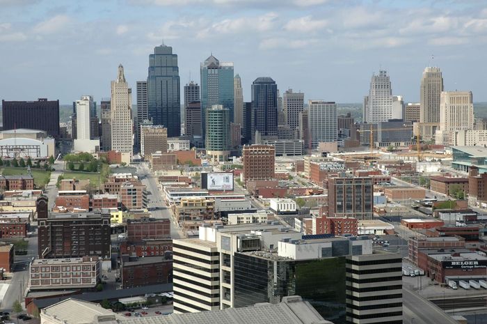 SOS Pest Control services Kansas City and this image is the KC skyline.