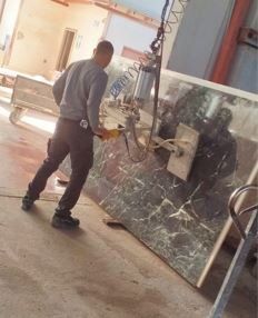 LAVORAZIONE MARMI E GRANITI