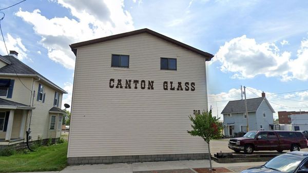 Canton Glass Building — Canton, OH — Canton Glass Inc.
