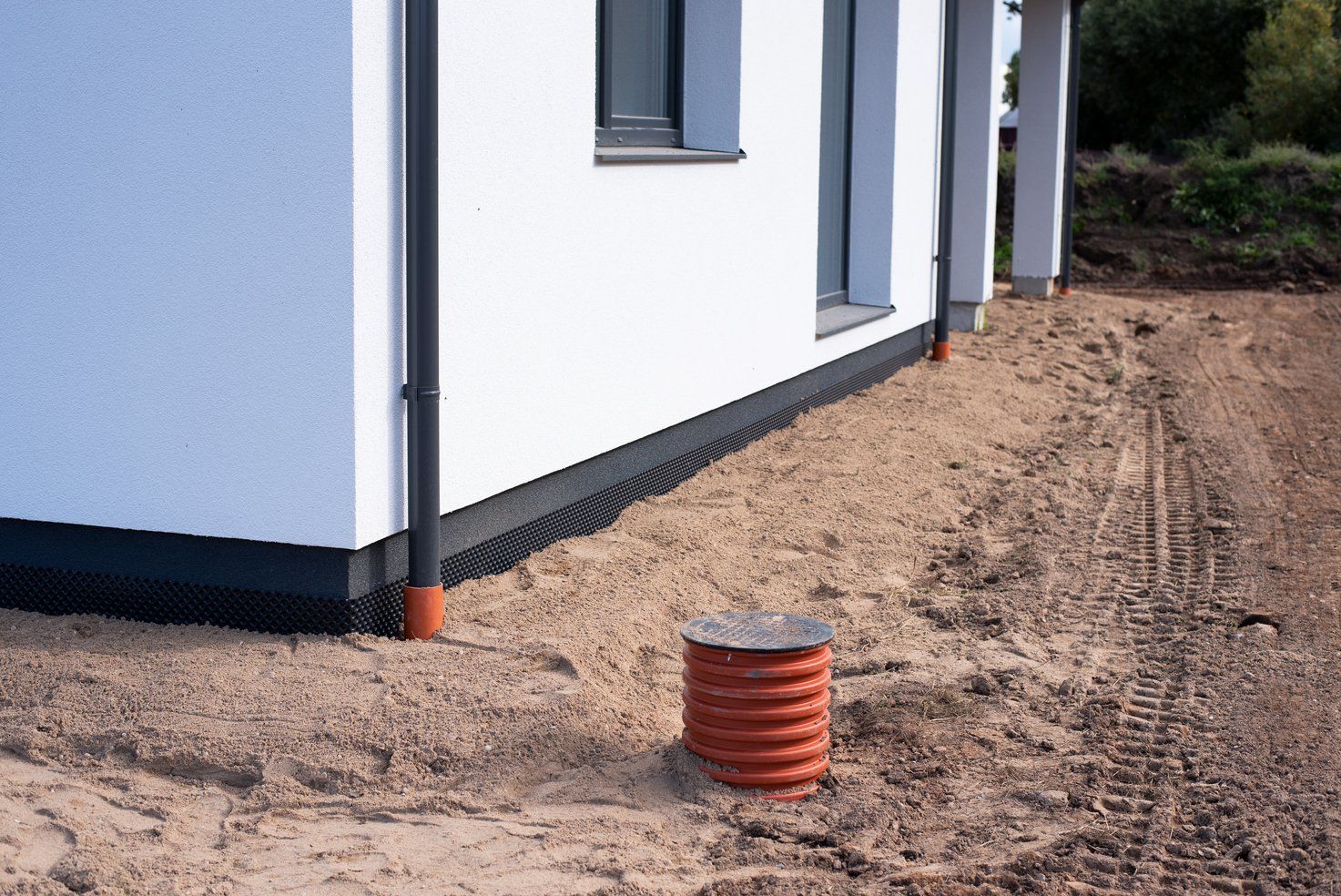 Lietaus ir drenažo sistemų montavimas