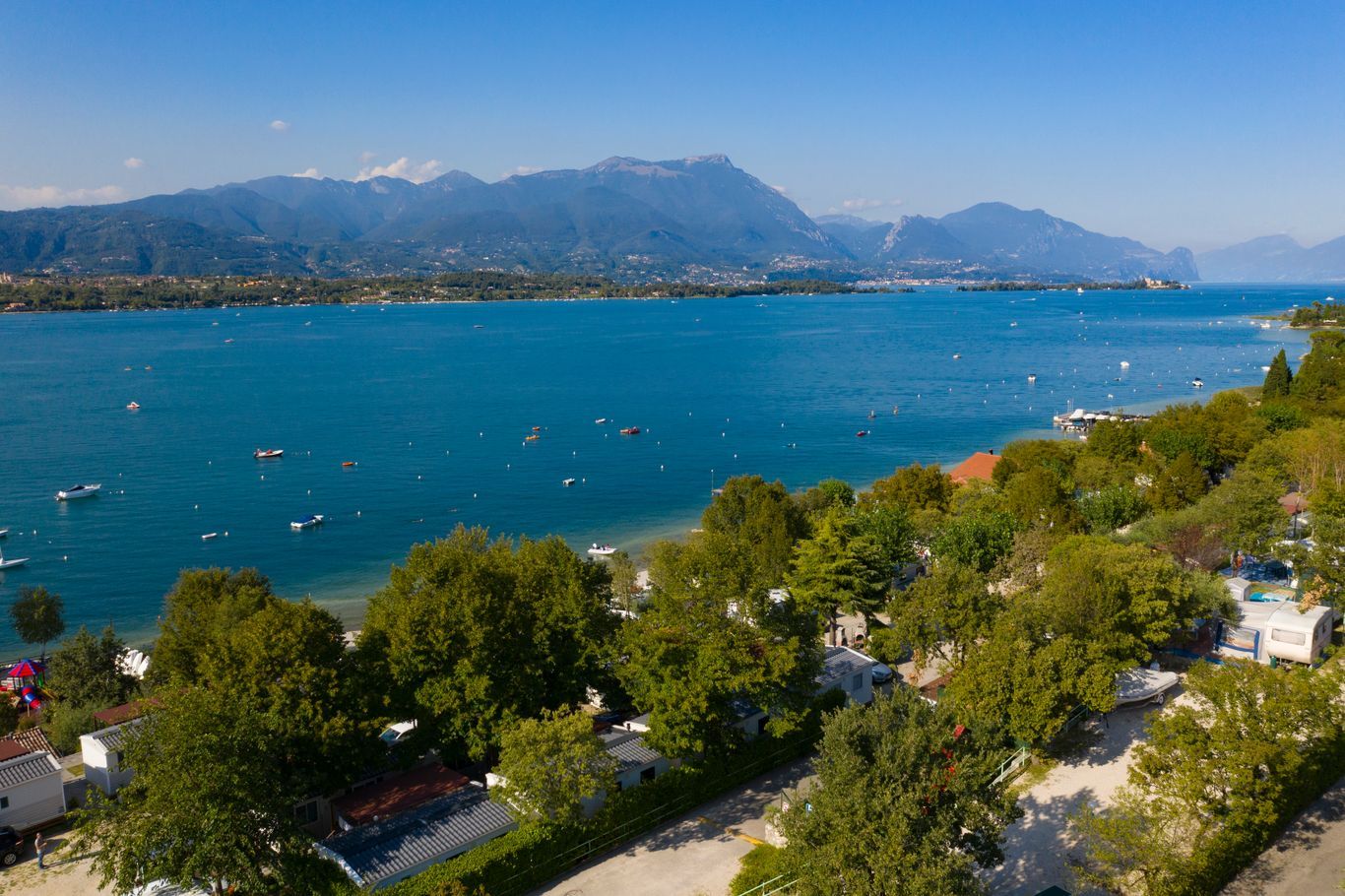 vista del lago dal campeggio