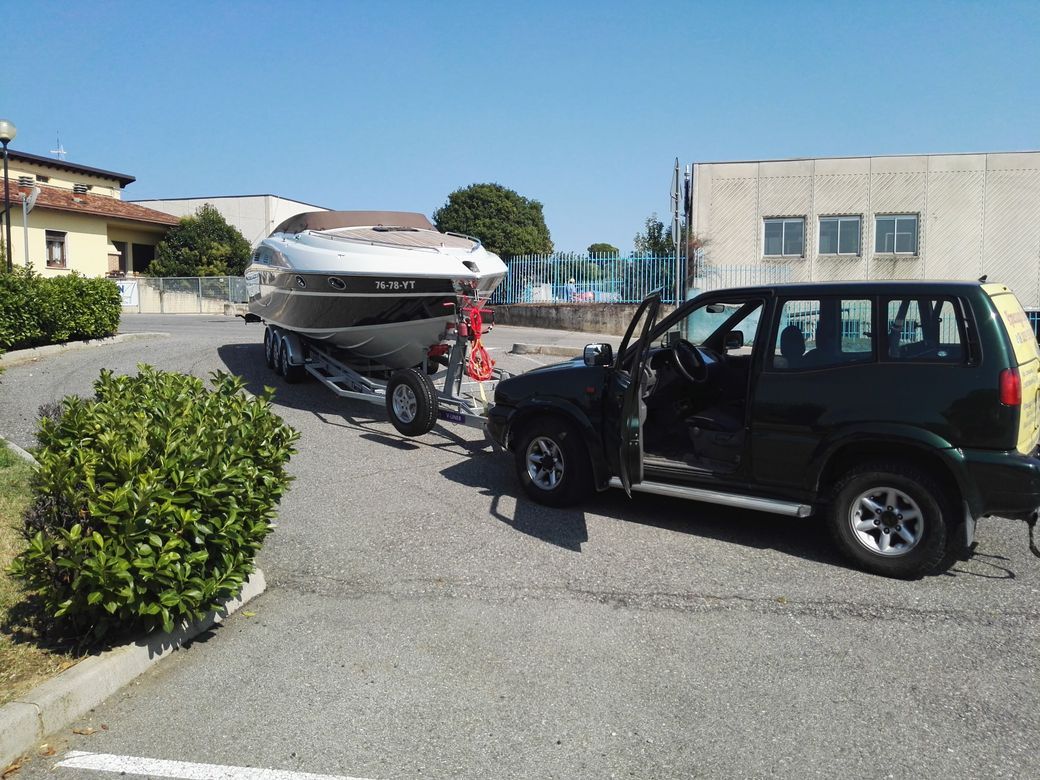 trasporto di imbarcazione