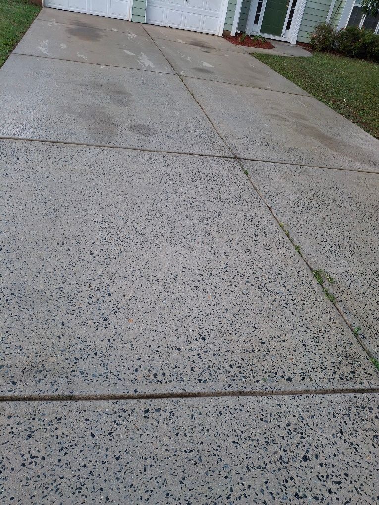 house pressure washing near me