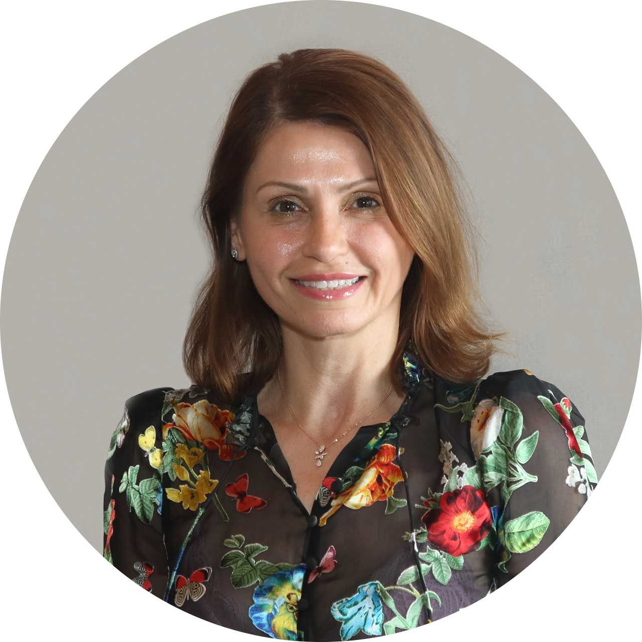 Caroline Kooraji - Los Angeles, CA - Renaissance Molding and Design