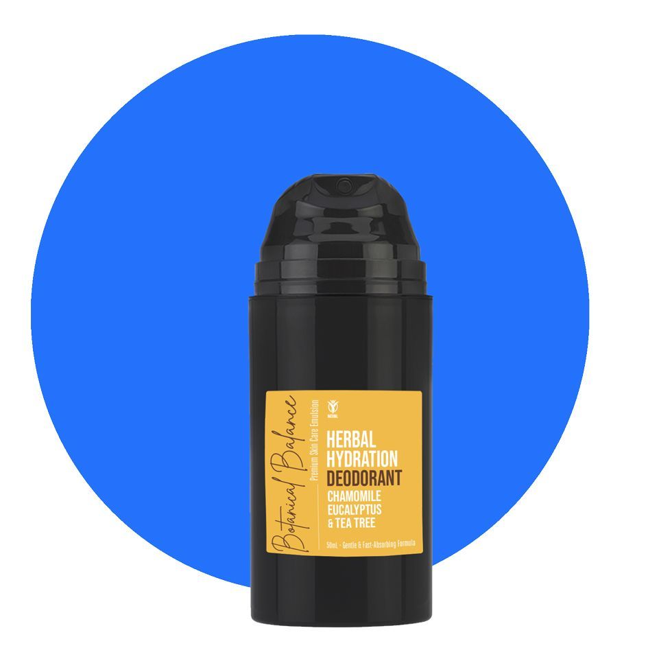 A spray bottle with a label that says aeromade on it