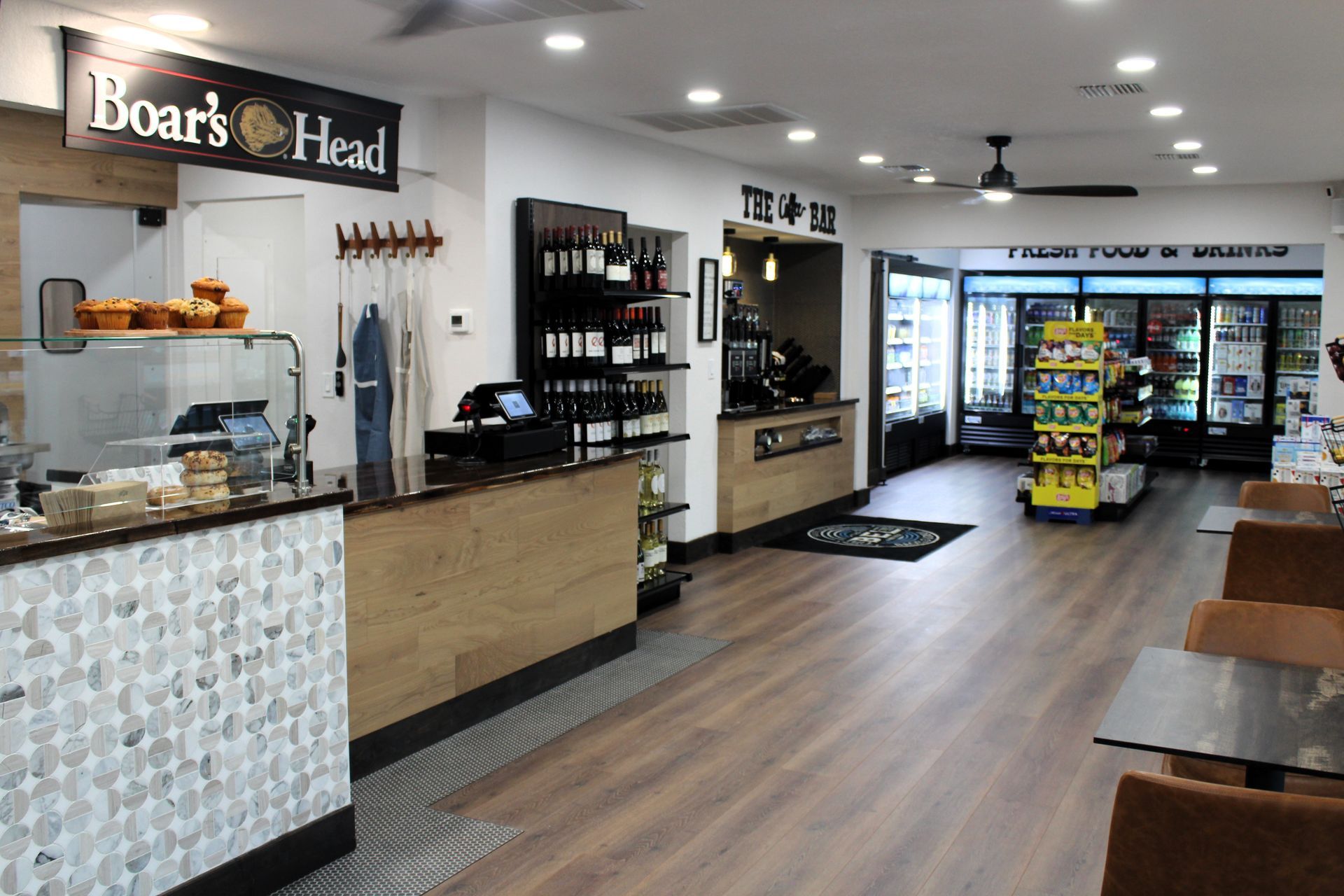 A restaurant with a sign that says boar 's head