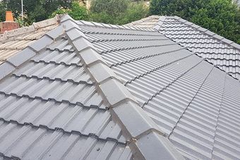 very clean gray roof