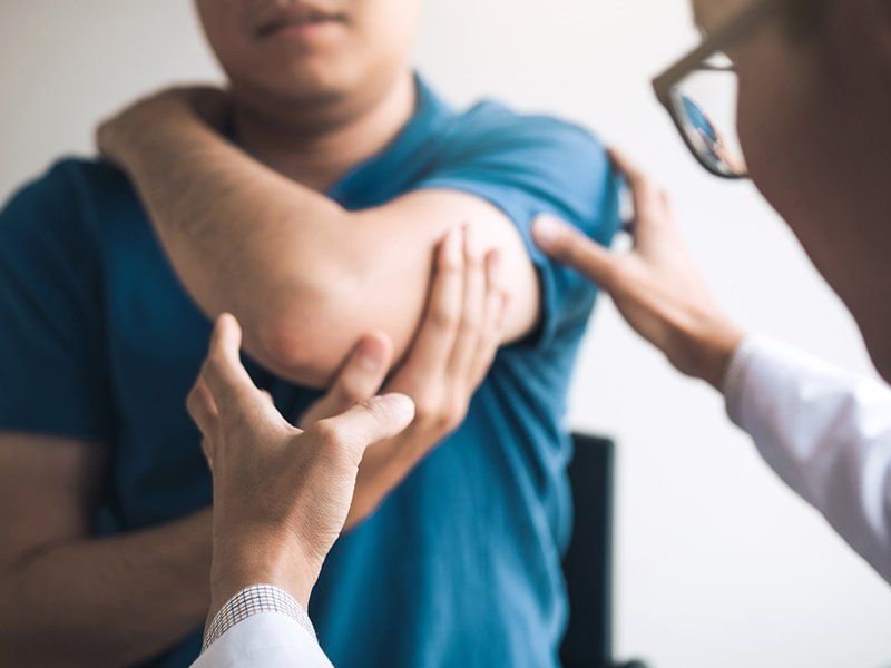 Checking Up Arm Pain — Broadview Heights, OH — Broadview Chiropractic