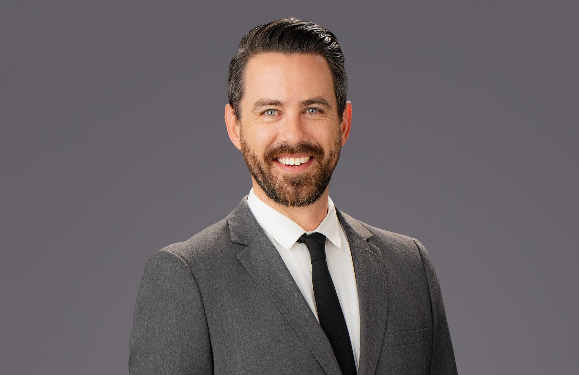 headshot photographer in orange county