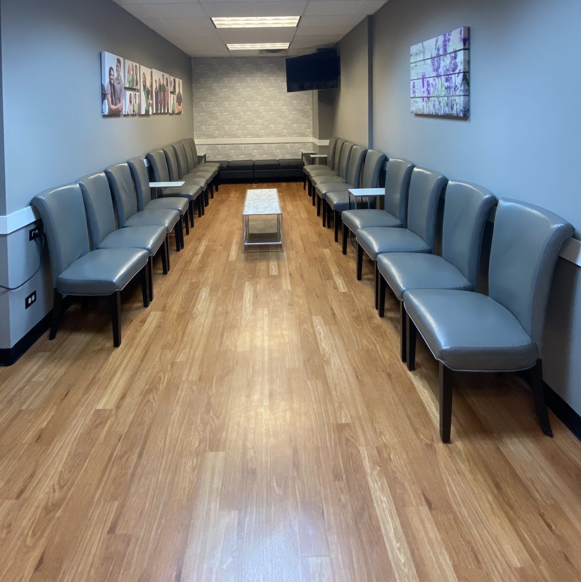 Waiting Area — Buffalo Grove, IL — Rosen Orthodontics