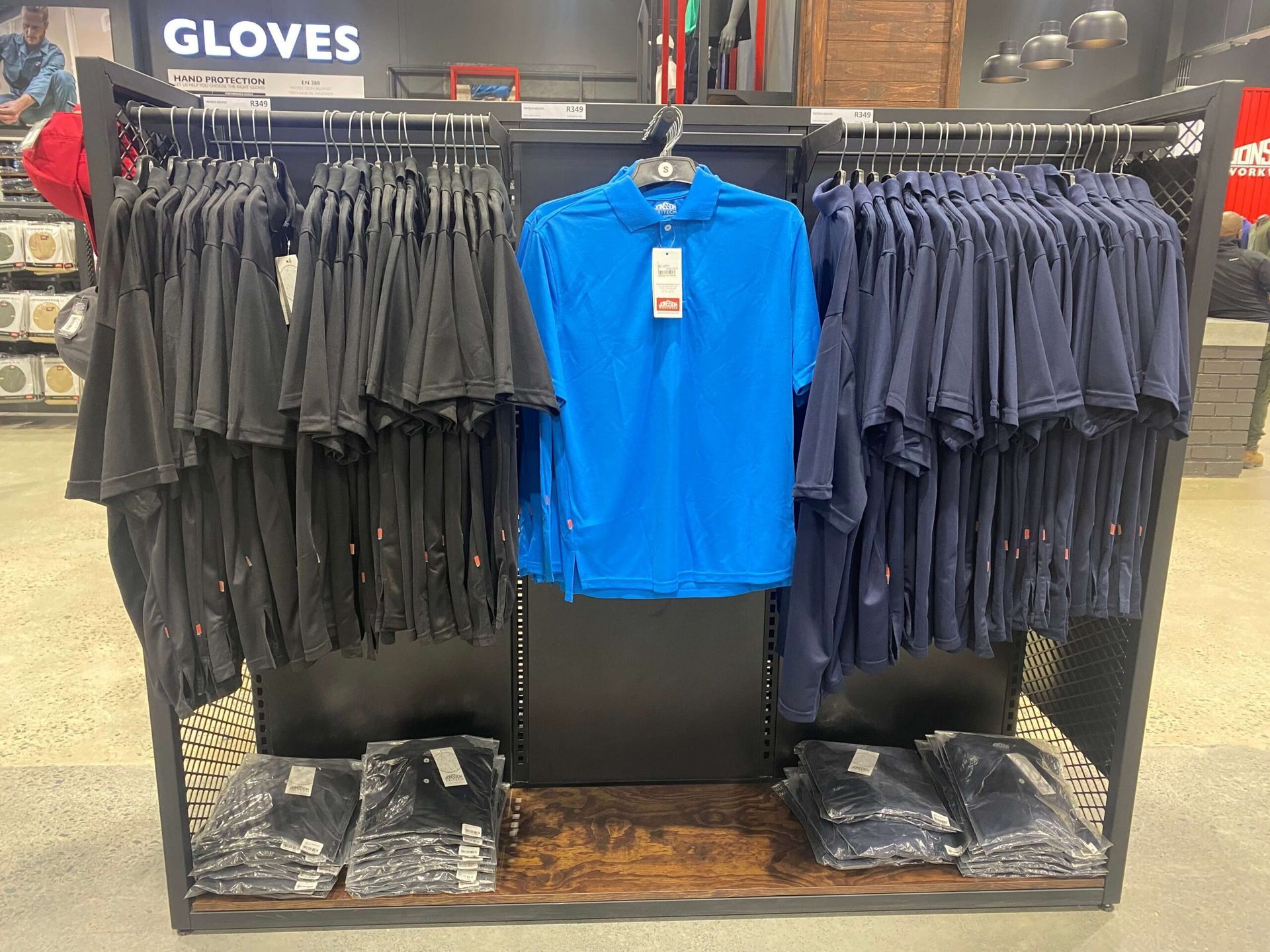 Display Units for Clothing