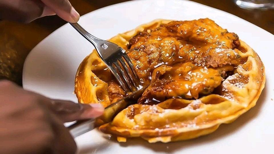 Brunch | McCray's Tavern