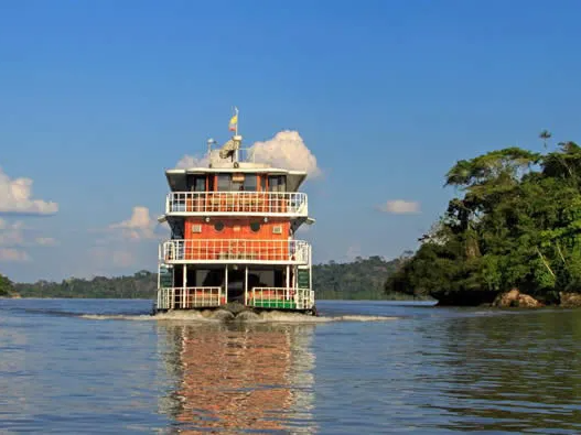 Brazil, Amazon River cruise