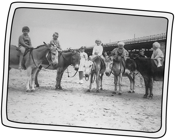 A picture of donkey rides in Ryde on the Isle of Wight in 1925