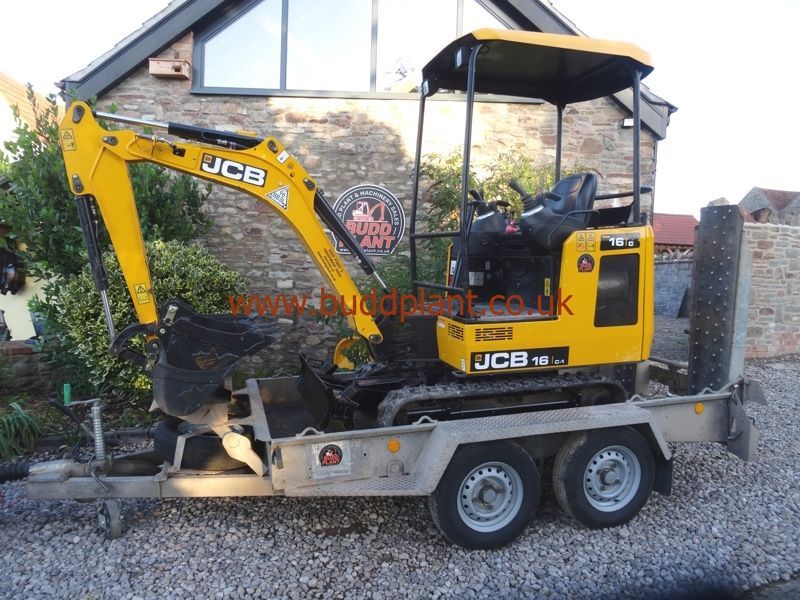 JCB 16C-1 MINI DIGGER WITH IFOR WILLIAMS GH94BT PLANT TRAILER