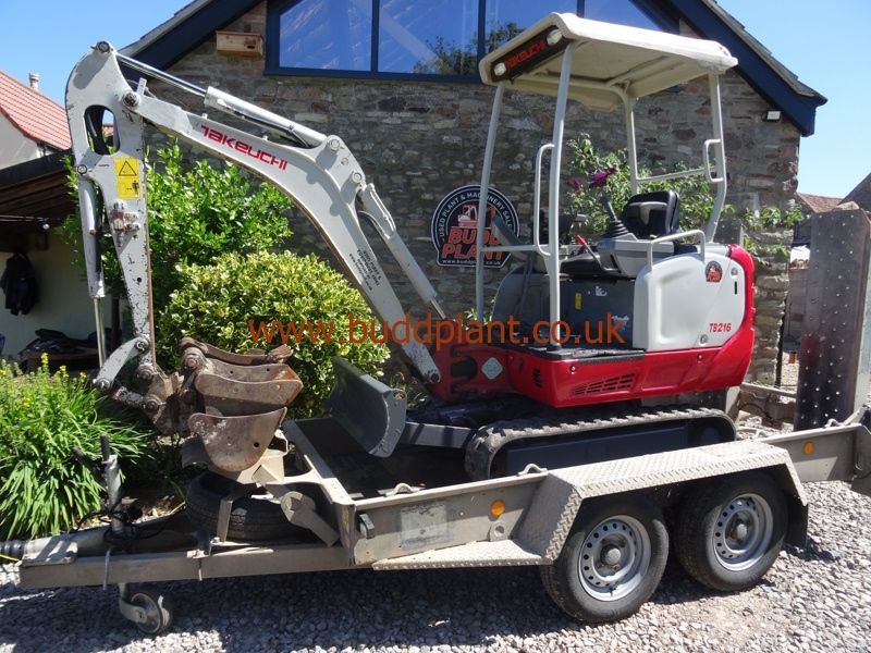 TAKEUCHI TB216 MINI DIGGER